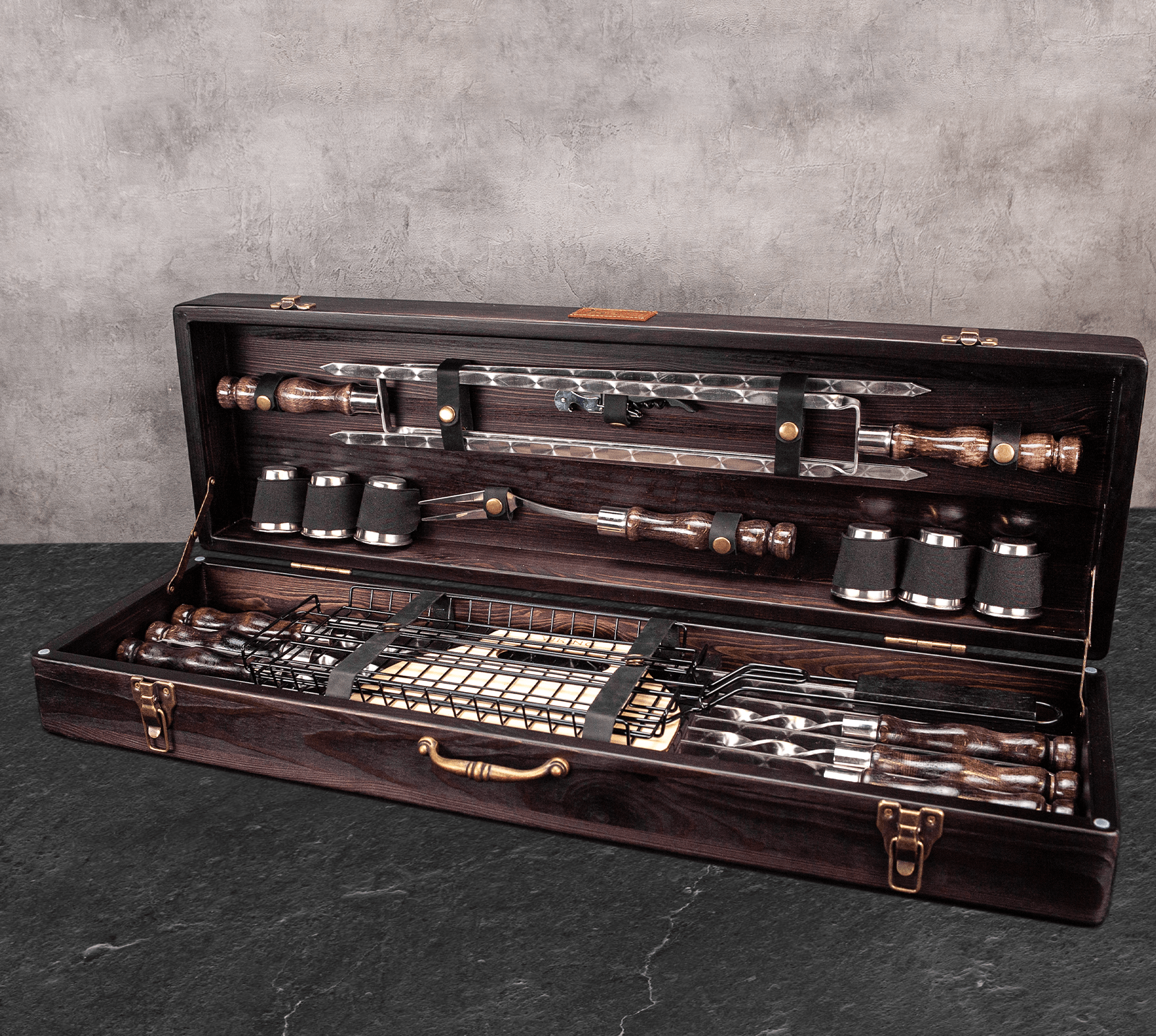 “Roe Deer" Camping Accessories BBQ Skewers Set in a Wooden Case, 19 items