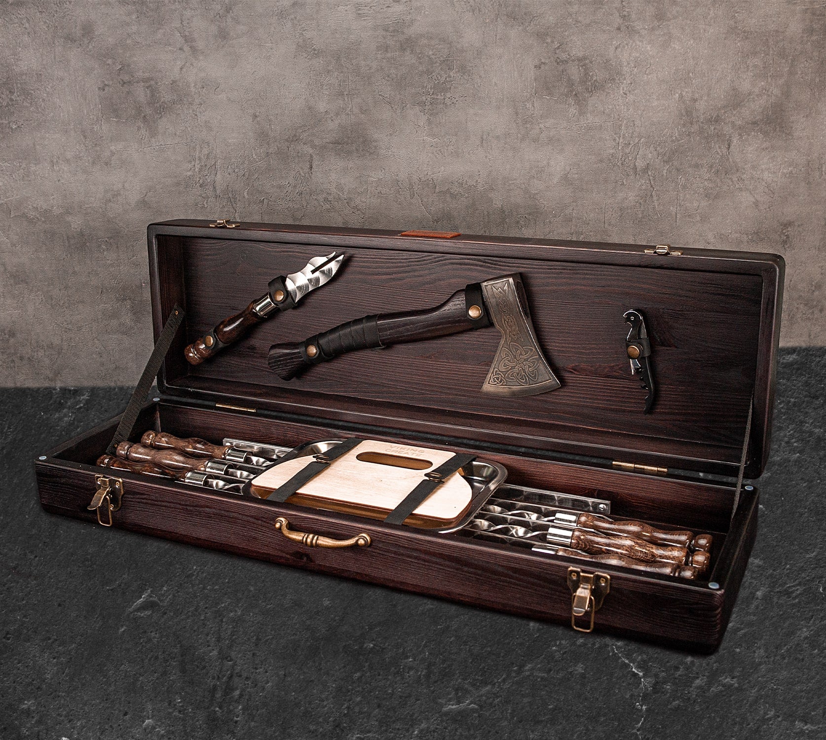 "Lynx" Outdoor Grilling Accessories BBQ Skewers Set in a Wooden Case, 12 items