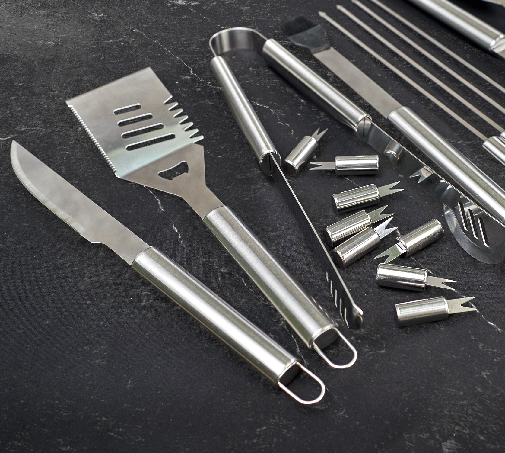 “Denver" Camping Accessories BBQ Tools Set in a Fabric Case, 17 items