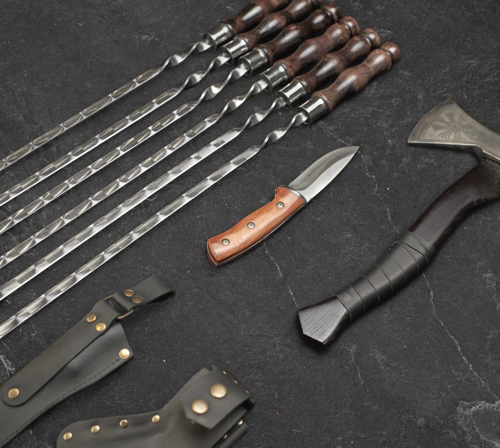 "Chieftain" Camping Accessories BBQ Skewers Set in a Leather Case, 9 items