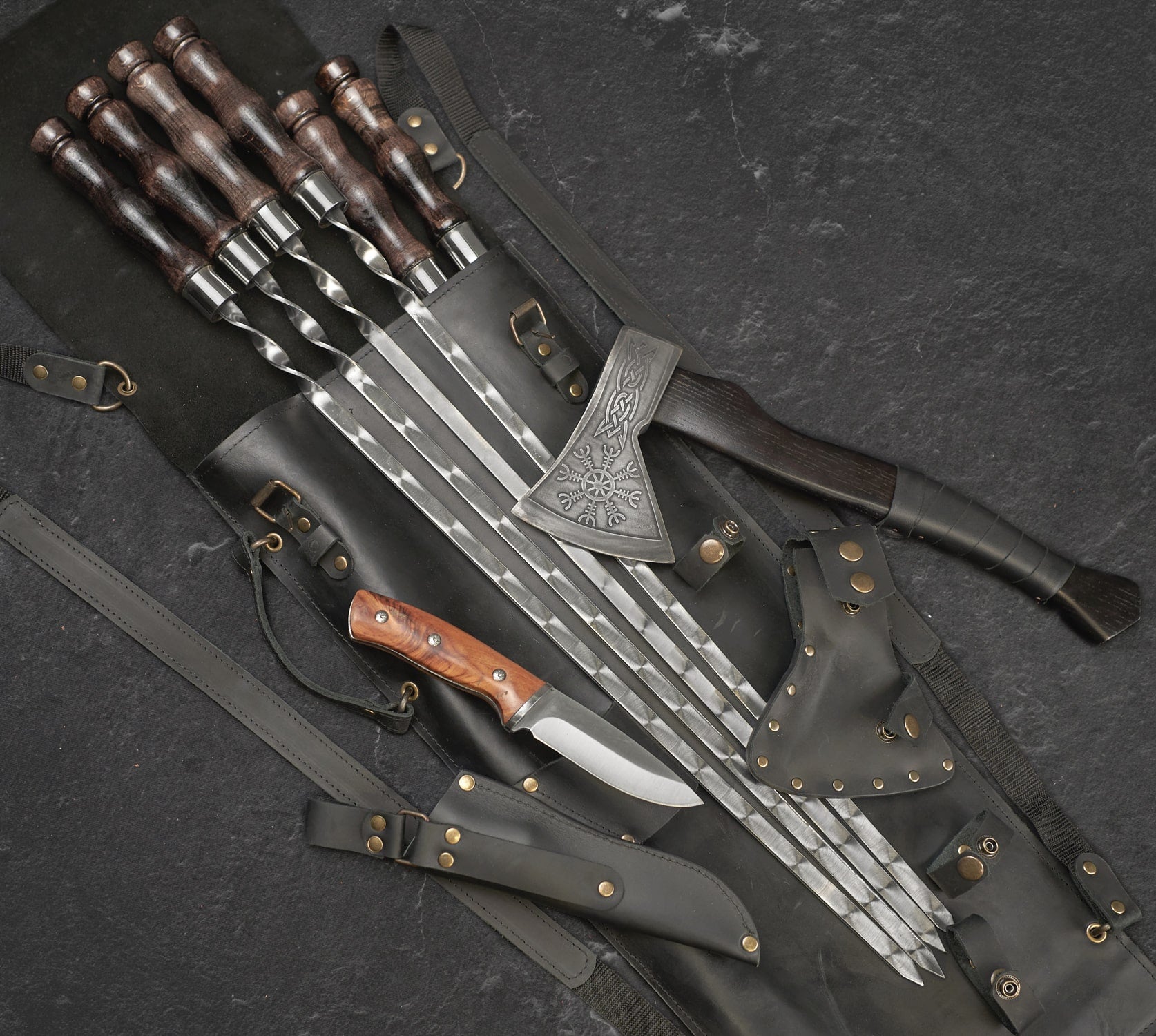 "Chieftain" Camping Accessories BBQ Skewers Set in a Leather Case, 9 items