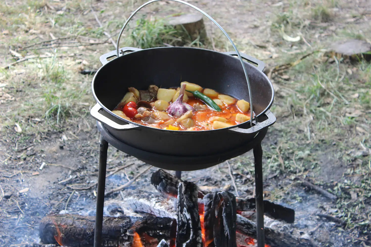 15,85 quart Combo Cooker Cauldron Asian Kazan with a Frying Pan Lid and Grill  Dutch Oven
