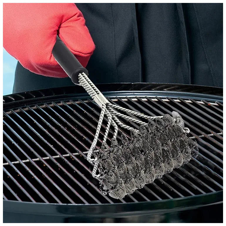 Metal brush for cleaning grills and grates